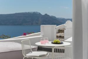 Chelidonia Luxury Suites Santorini Greece