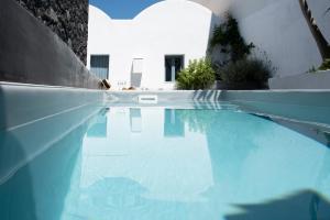 Onirondas Villas Santorini Greece