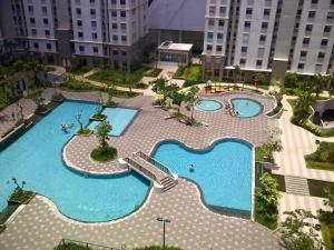 Relax Seaview Studio Free Netflix at Greenbay Pluit Tower F