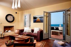 Deluxe Three-Bedroom Villa with Private Pool 