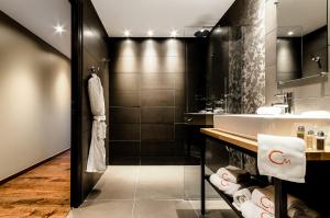 Hotels Le Petit Letraz :  Chambre Double Classique - Vue sur Montagne et Route