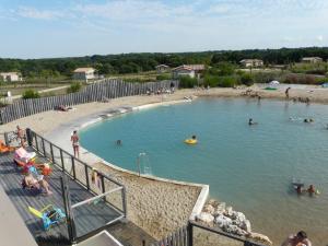 Campings Nature Holiday's Domaine du Pre - Officiel : photos des chambres