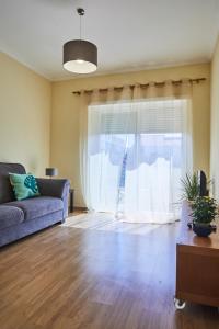 2 Bedroom Apartment Sol de Linda-a-Velha