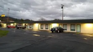 Quick Stop Motel - Sutherlin