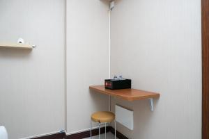 Modern Studio Apartment at Cinere Resort By Travelio