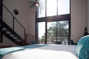 Hotels Relais Saint Jacques - Chateauroux : photos des chambres