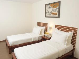 Phòng Tiêu Chuẩn Hai Giường Đơn Có Tiện Nghi Dùng Chung (Standard Twin Shared Facilities)