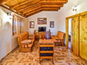 Haus-Anita-2-mit-Pool-fur-8-Personen - Bulić