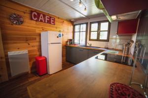 Campings Camping La Ribere : photos des chambres