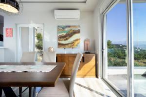 Rooftop Jacuzzi Apartment