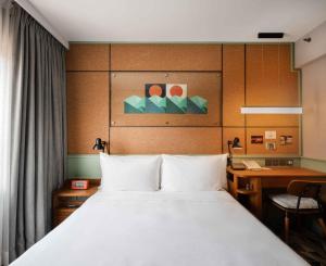 Eaton HK - Langham Hospitality Group