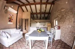 CASA VIRGINIA - Vezzi Portio