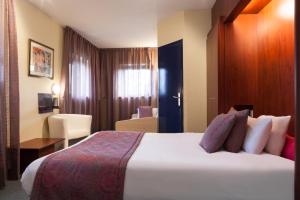 Hotels Kyriad Direct Rennes Ouest : Chambre Triple avec 3 Lits Simples