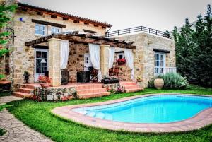 Rock House's Villa Melody Chania Greece