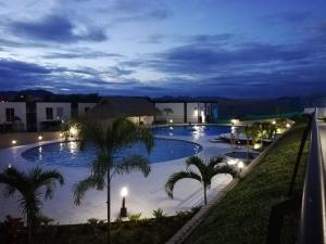 CASA VACACIONAL CONDOMINIO BAHÍA SOLERO - Unrated properties in Girardot