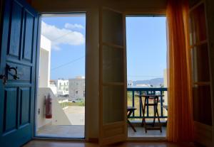 Studio Apartment room in Finikas Studios