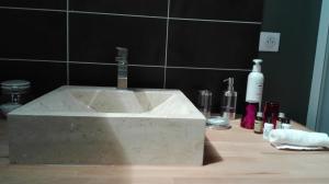 B&B / Chambres d'hotes Le lit de la Saane : Chambre Triple