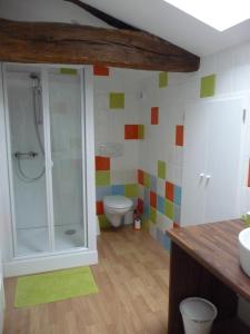 B&B / Chambres d'hotes Chambres d'hotes La Charriere : Chambre Deluxe Double ou Lits Jumeaux