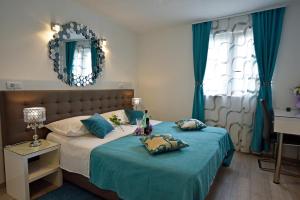 Kuzma Rooms 2