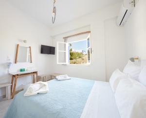 Londos Hotel Paros Greece