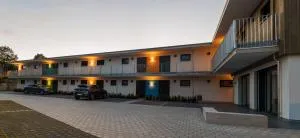 Boarding & HOUSE T24 - 巴特武尔察赫