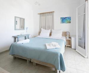 Londos Hotel Paros Greece