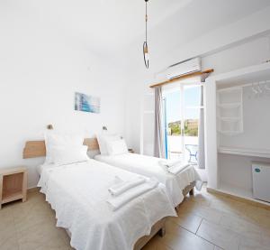 Londos Hotel Paros Greece