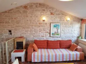 Mirina - 普尔维奇卢卡