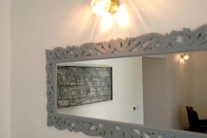 Temple of Love Zen free parking