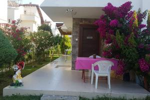 Triblex Villa I Private Beach I Walking Distance to the Sea 300 meters
