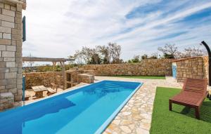 Mala Villa- private heated pool