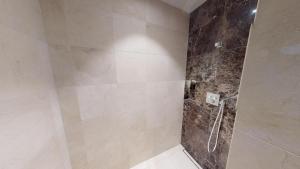 White Pearl Apartment 3.08