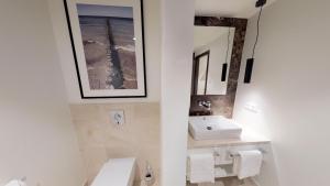 White Pearl Apartment 3.08