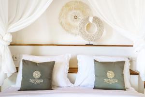 Sunhouse, Mandala Village