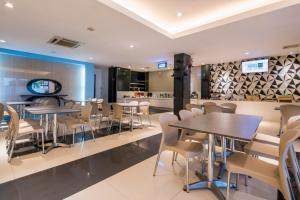 Hotel 88 Mangga Besar Raya 120 Jakarta By WH