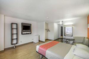 Motel 6-Regina, SK