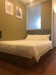 Phòng Loại Sang Giường Đôi (Deluxe Double Room)