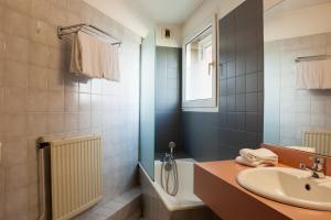 Hotels Kyriad Direct Rennes Ouest : photos des chambres