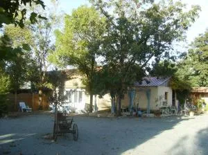 Gite piscine au sel - Monmarvès