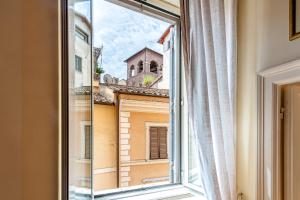 Piazza Navona Spacious 2BR Best Value Rome IREX Apartment