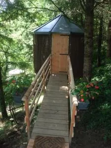 萨瓦不同寻常的大酒窖酒庄旅馆 - 阿尔贝维尔