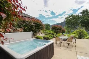 Beaches and Breezes on Wapato - 4 Bed 4 Bath Vacation home in Wapato Point - Manson