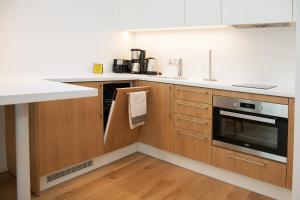 Riverside Apartment 2