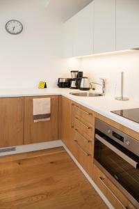 Riverside Apartment 2