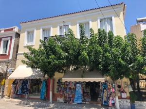 BETTY'S HOUSE Samos Greece