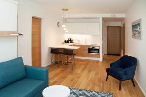 Riverside Apartment 2