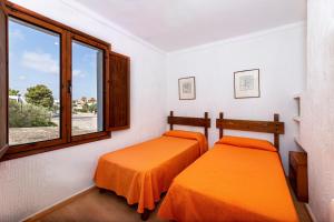 Economy Double or Twin Room with Private External Bathroom room in Hostal Residencia San Francisco