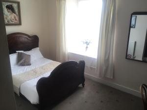 Standard Single Room room in The White Hart Hotel