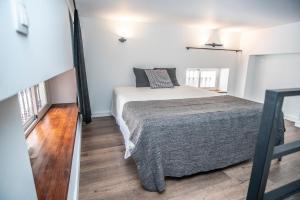 Casa Toledo & El Pont Alicante Apartments