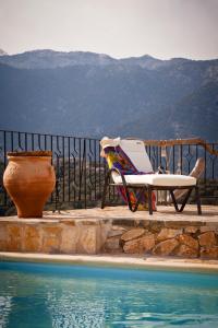 Stone Built Villa Galatia, Poolside & Perfect View
